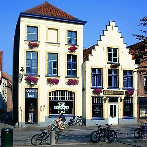 Hostel St Christopher's At The Bauhaus, Bruggy